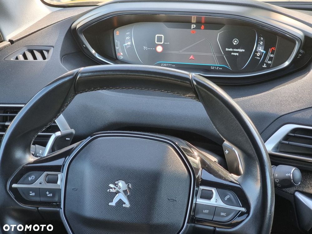 Peugeot 3008 1.5 BlueHDi Allure S&S EAT8 - 32