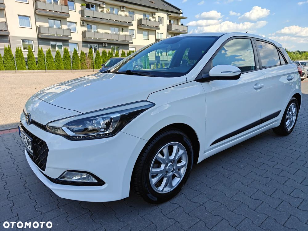 Hyundai i20 1.2 Passion - 11