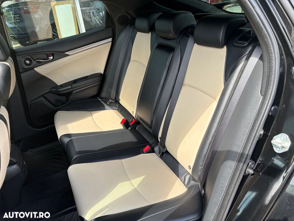 Honda Civic 1.5 VTEC Turbo CVT Prestige - 13