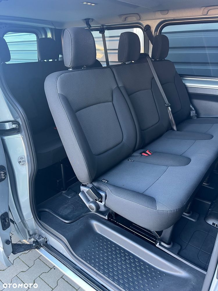 Renault Trafic 2.0 dCi - 12