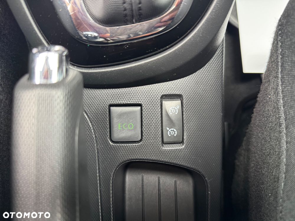 Renault Captur ENERGY TCe 120 EDC Luxe - 27