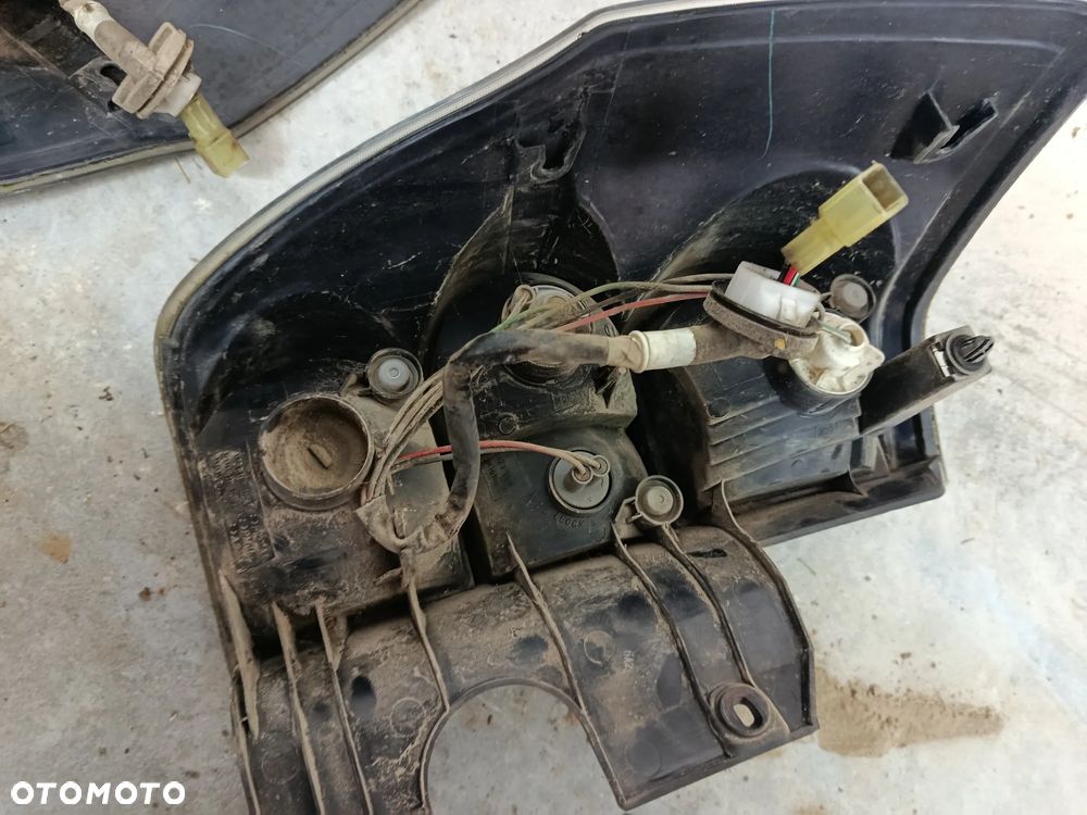Lampy lampa tył prawa lewa Suzuki Grand Vitara 2 3 Drzwi - 5