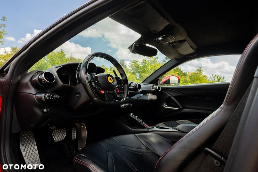 Ferrari 812 Superfast - 20