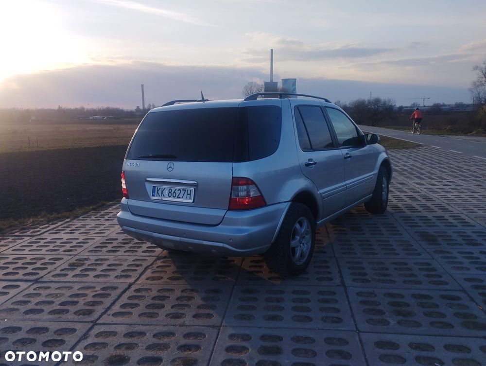 Mercedes-Benz ML 500 - 3