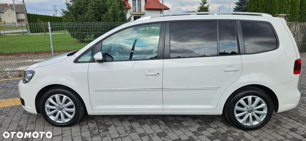 Volkswagen Touran 2.0 TDI DPF Highline DSG - 5
