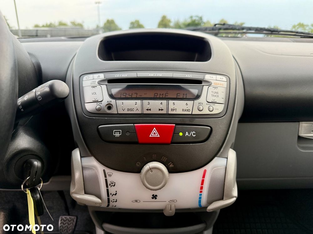 Toyota Aygo Multi Mode ckIN2U - 22