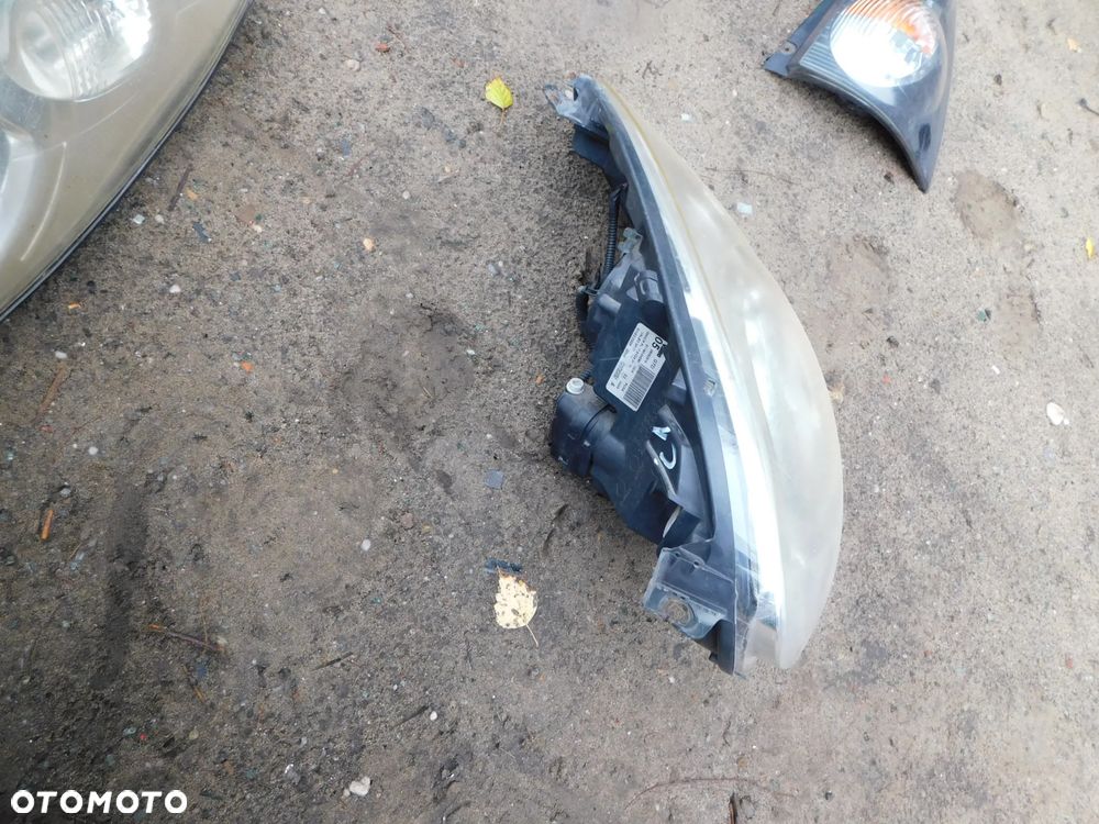 citroen C1 lampa prawa WYSYŁKA - 2