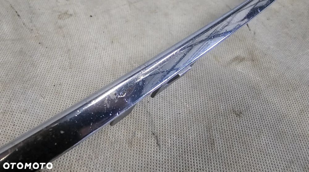 Chrom grilla Mercedes E klasa A2138850200 - 2