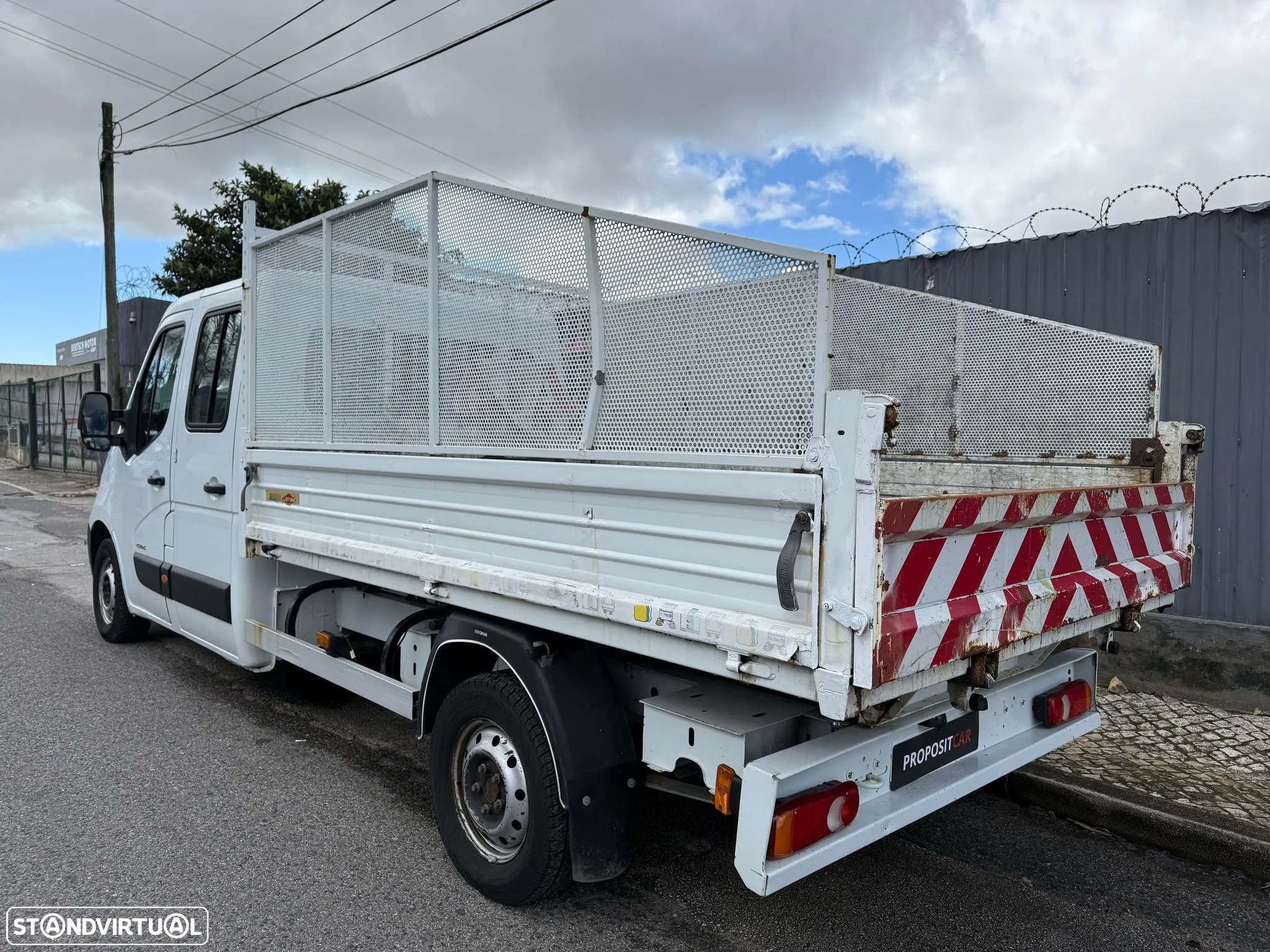 Renault Master 2.3 BASCULANTE - 19