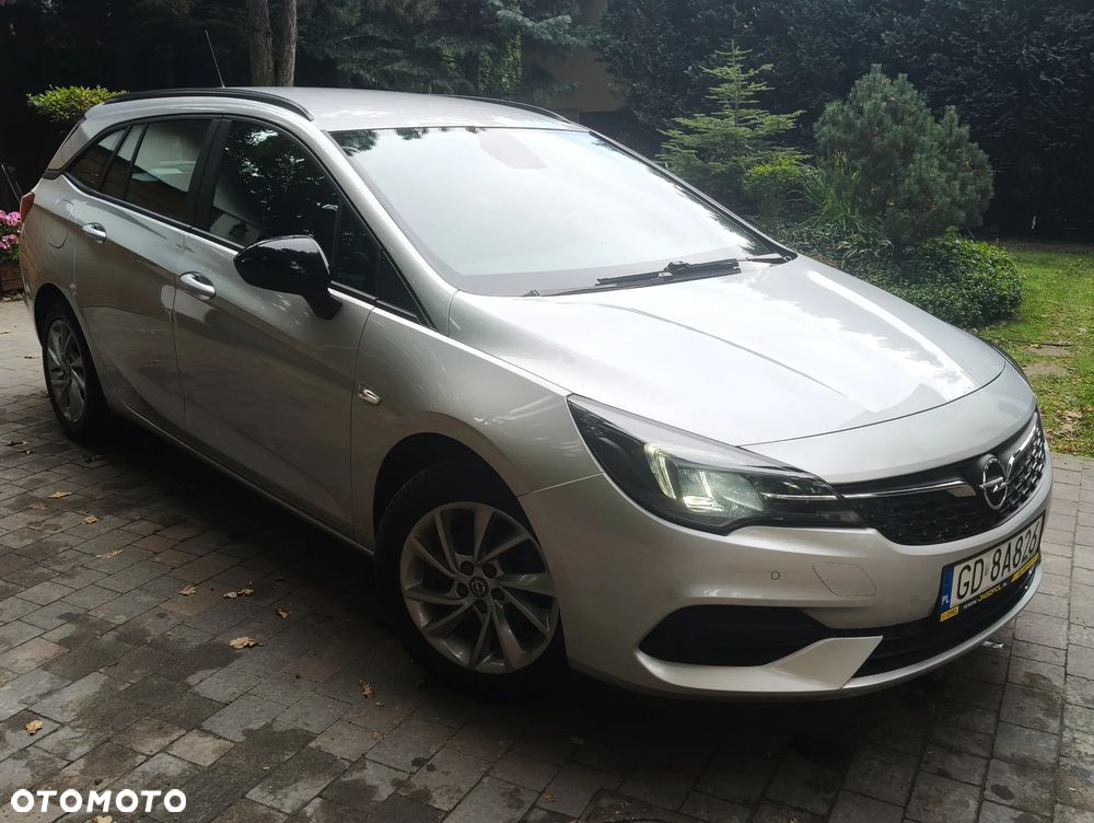 Opel Astra 1.2 T Edition S&S - 9