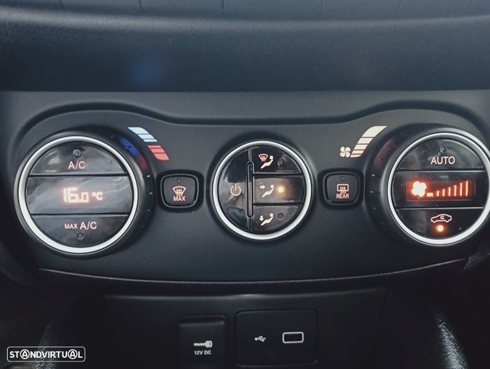 Fiat Tipo Station Wagon 1.3 M-Jet Lounge Tech - 45