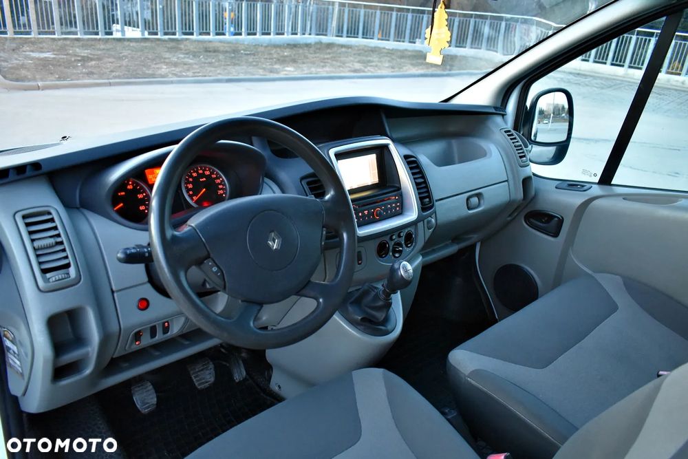 Renault trafic - 22