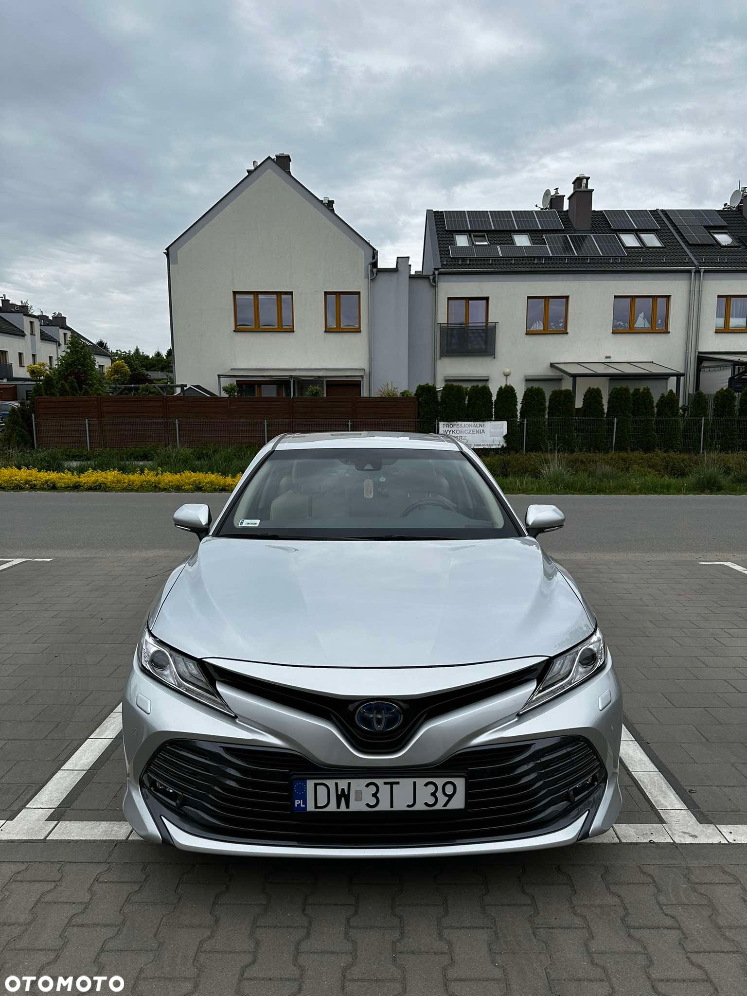 Toyota Camry 2.5 Hybrid Executive CVT - 5