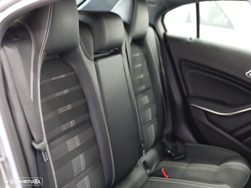 Mercedes-Benz A 180 d AMG Line Aut. - 13