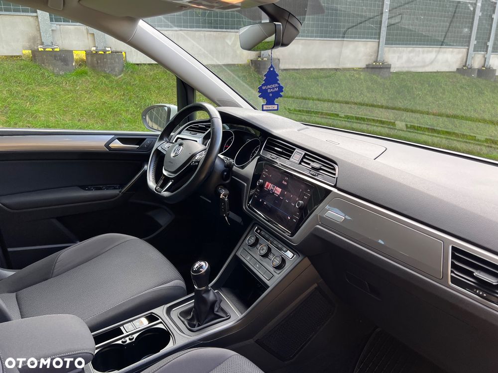 Volkswagen Touran 1.6 TDI BMT SCR Trendline - 5