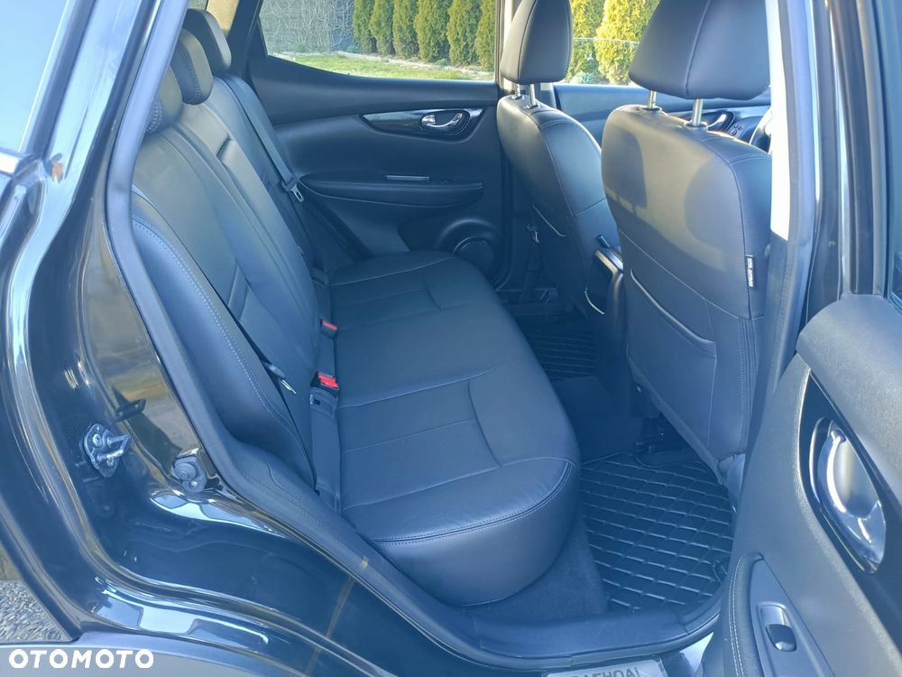 Nissan Qashqai 1.2 DIG-T Tekna+ - 26