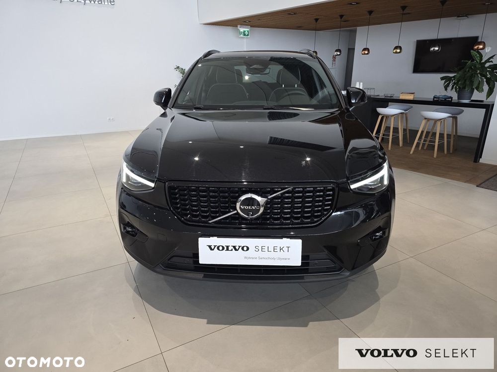 Volvo XC 40 - 4