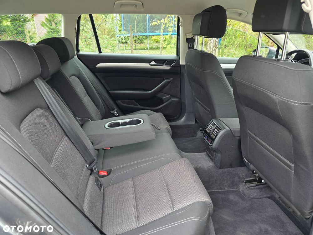 Volkswagen Passat 1.6 TDI (BlueMotion Technology) DSG Comfortline - 30