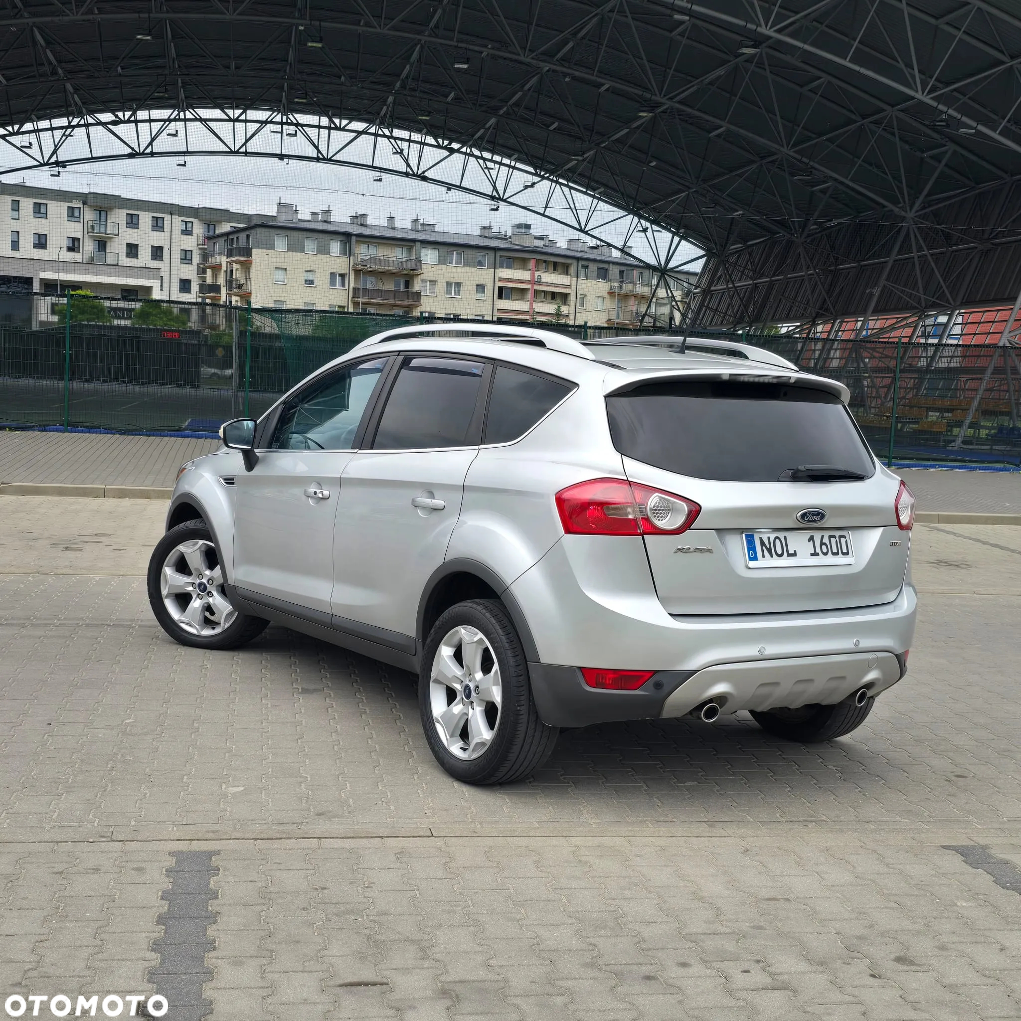 Ford Kuga 2.0 TDCi FWD Titanium - 11