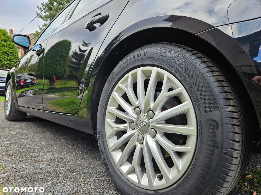 Audi A3 Sportback - 13