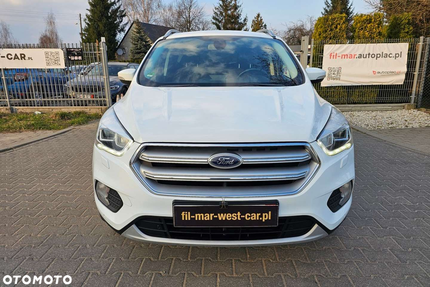 Ford Kuga - 10