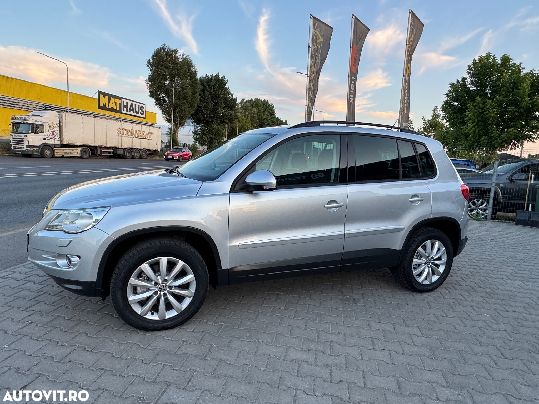Volkswagen Tiguan 2.0 TDI 4Motion Trend & Fun - 25
