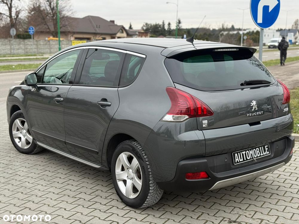 Peugeot 3008 Hybrid4 - 2