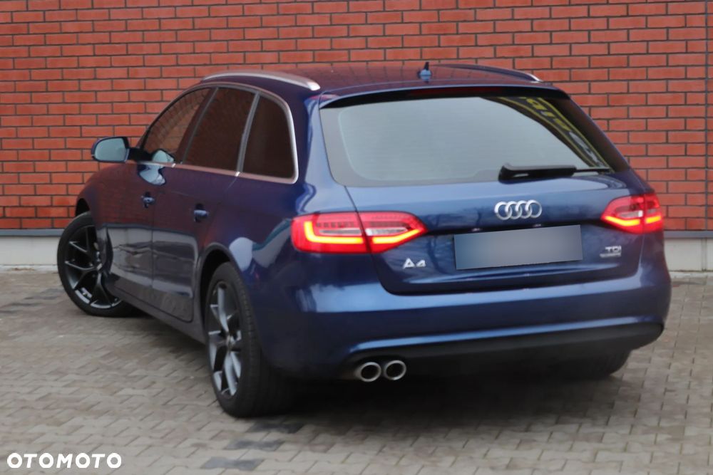 Audi A4 Avant 2.0 TDI S tronic quattro - 7