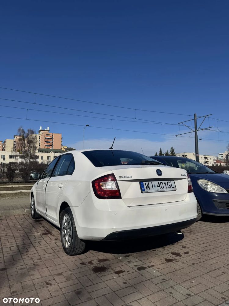 Skoda RAPID 1.4 TDI DPF Clever - 12