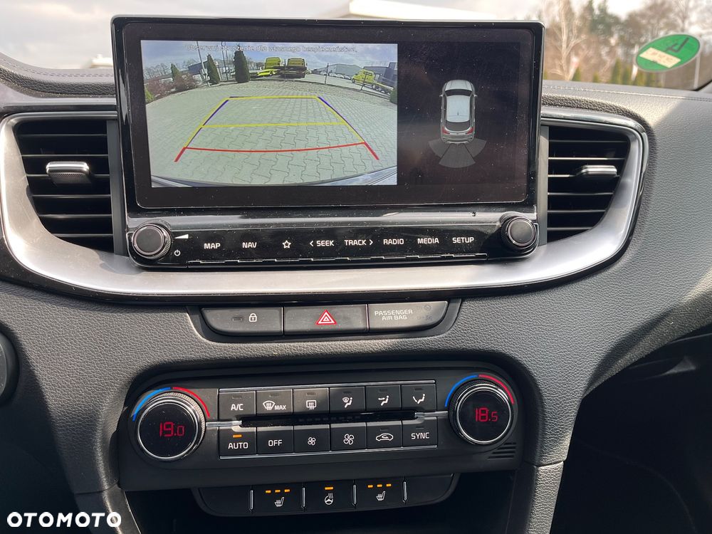 Kia XCeed 1.4 T-GDI OPF DCT7 PLATINUM EDITION - 27