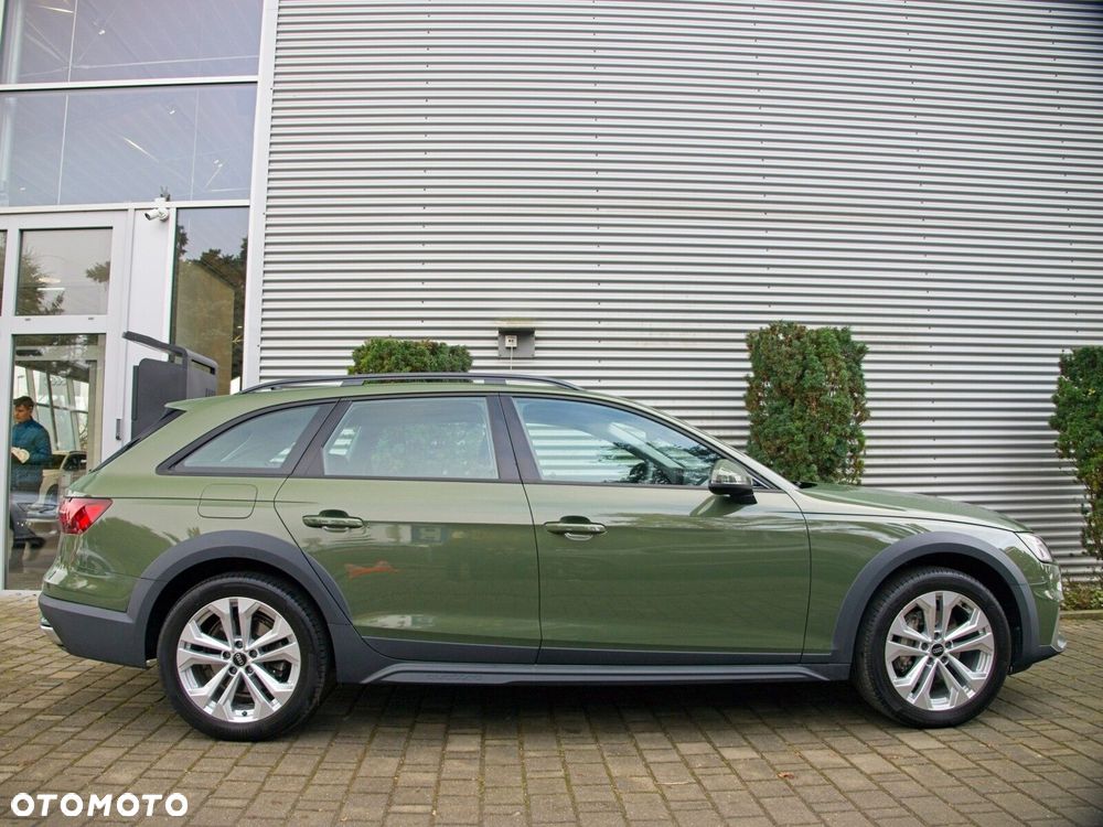 Audi A4 Allroad - 11