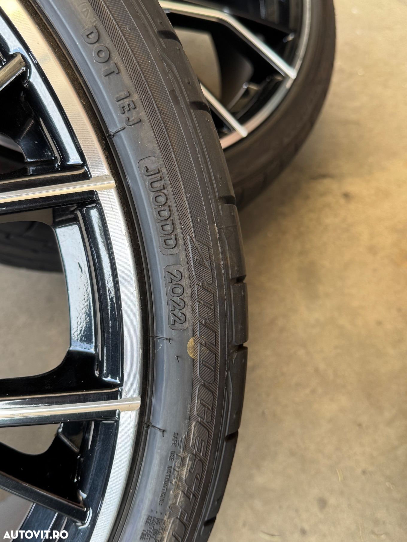 Vând jante BMW seria 5 pe 20” cu anvelope runflat de vară - 24