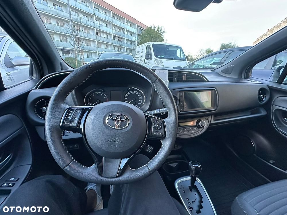 Toyota Yaris 1.5 Selection CVT - 4