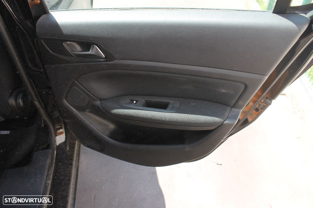 PEUGEOT 308 DE 2015 - 8