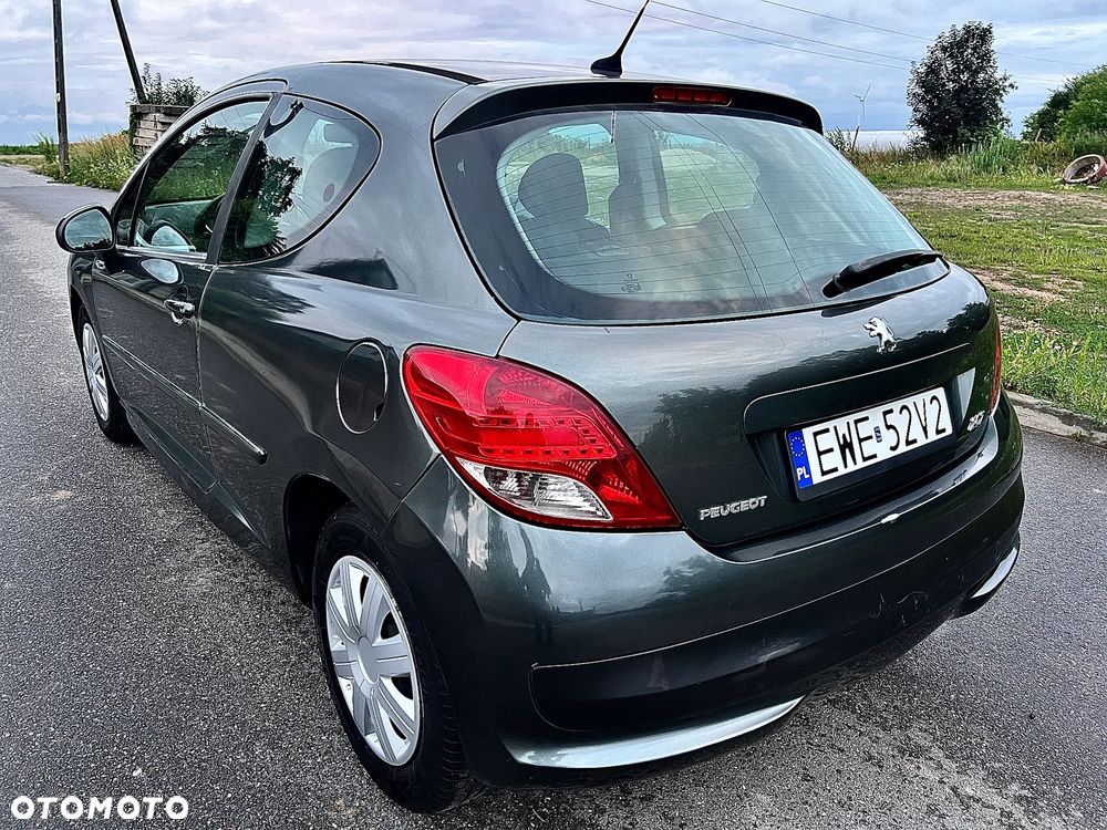Peugeot 207 - 6