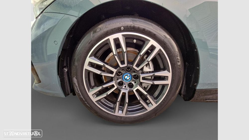 BMW i5 eDrive40 Pack Desportivo M - 16