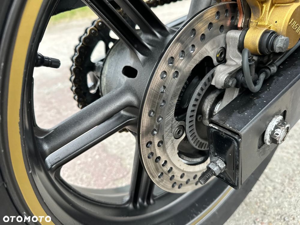Honda CBF - 17