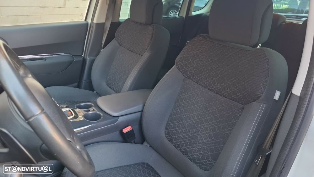Peugeot 3008 BlueHDi 120 EAT6 Stop & Start Active - 12