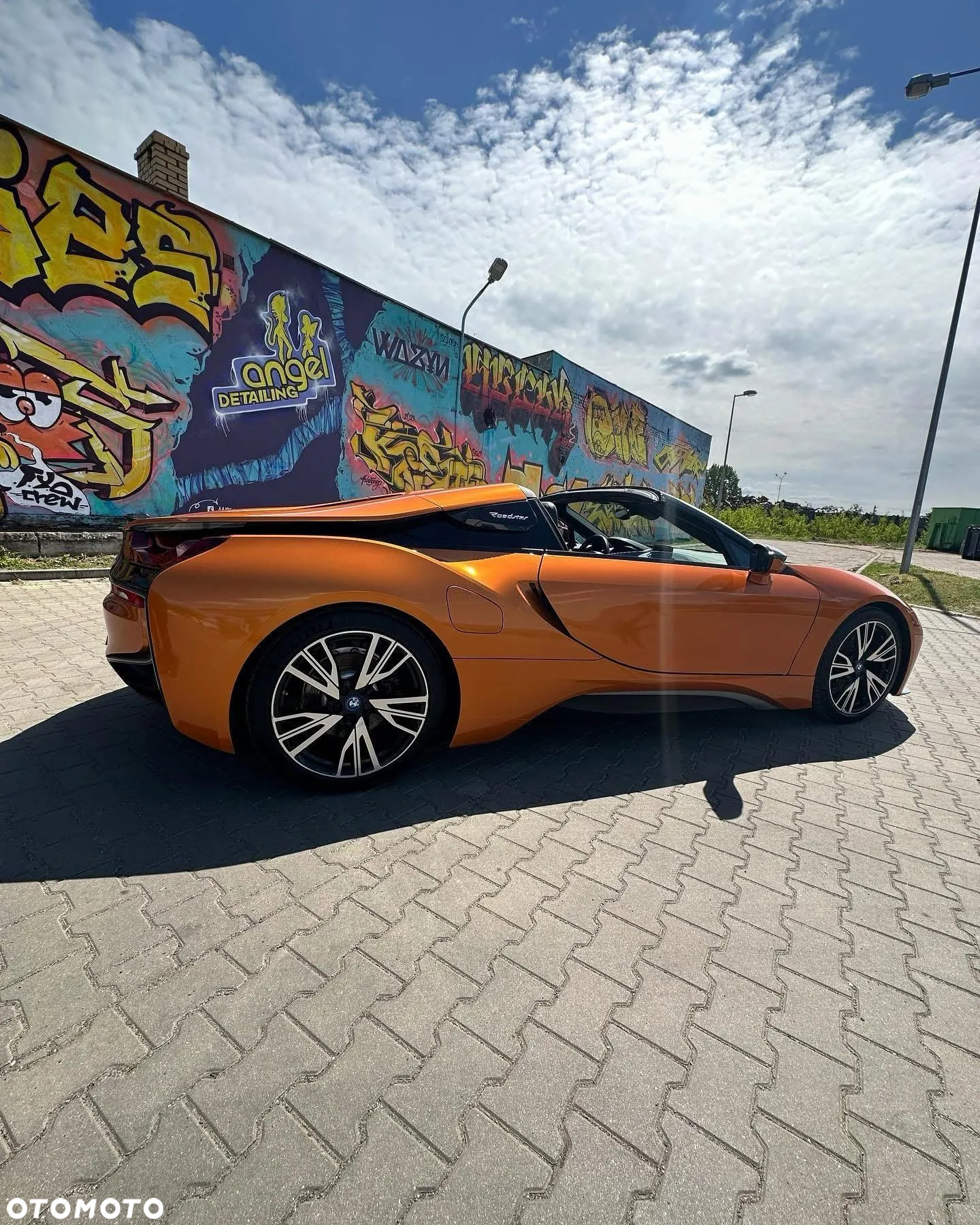 BMW i8 Roadster - 11