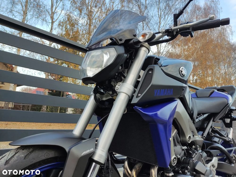 Yamaha MT - 24