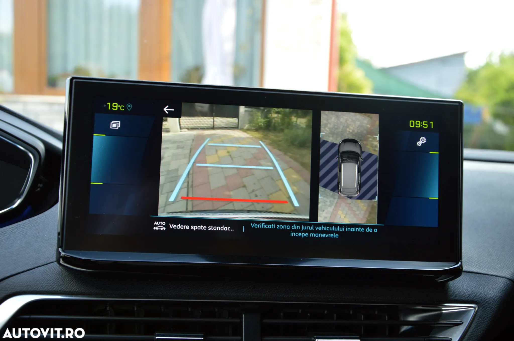 Peugeot 3008 Plug-In Hybrid 225 e-EAT8 GT - 11