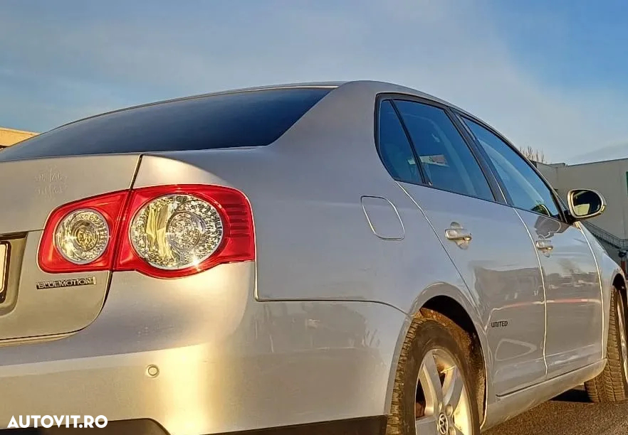 Volkswagen Jetta - 20