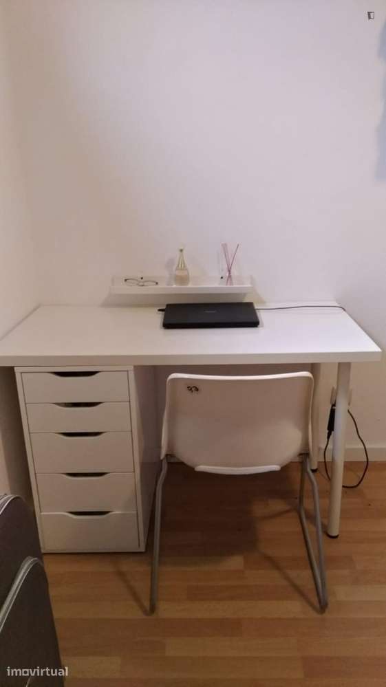Quarto - localizado em Paranhos Porto - Grande imagem: 4/13