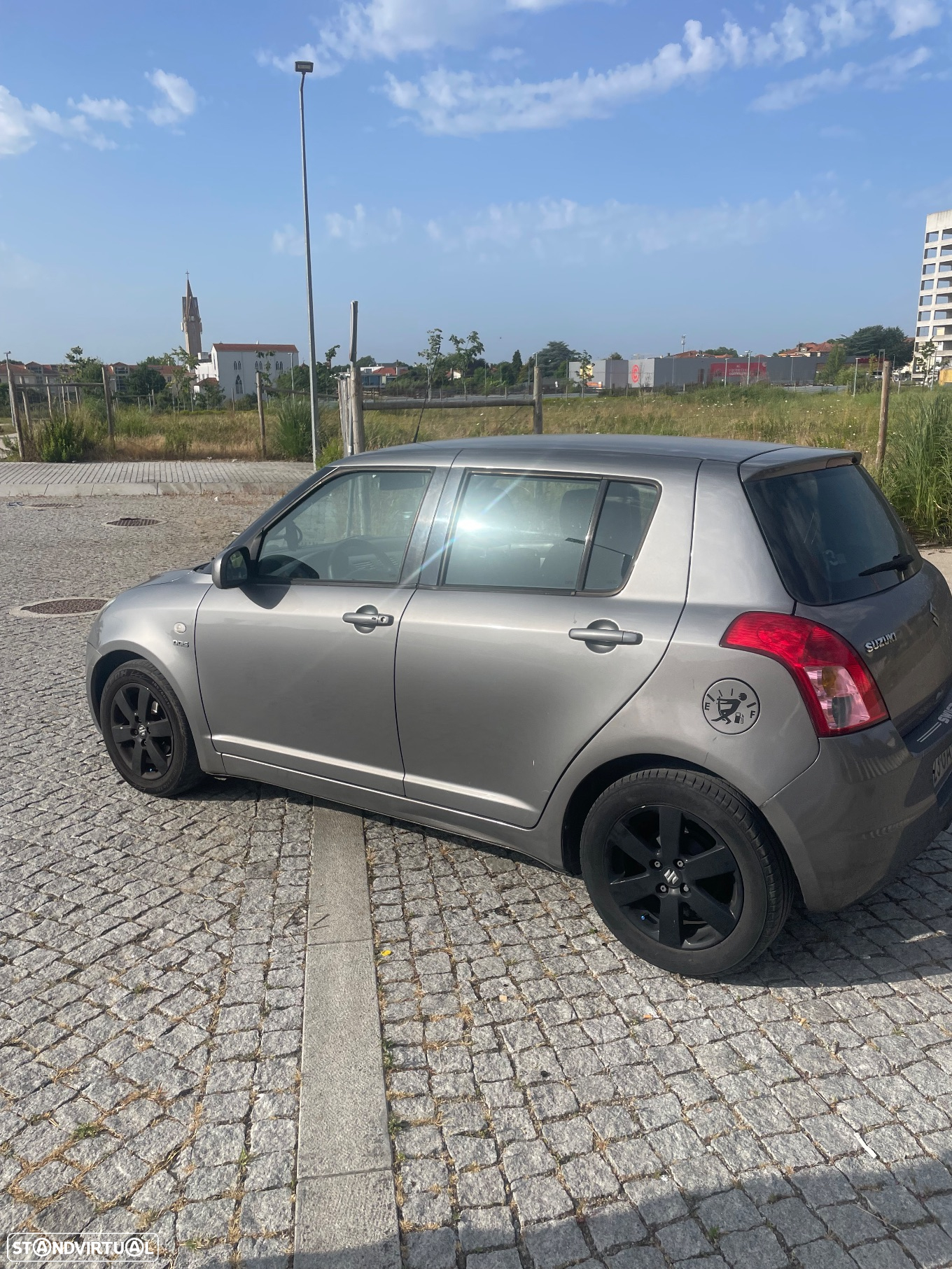 Suzuki Swift 1.3 DDiS GL - 7