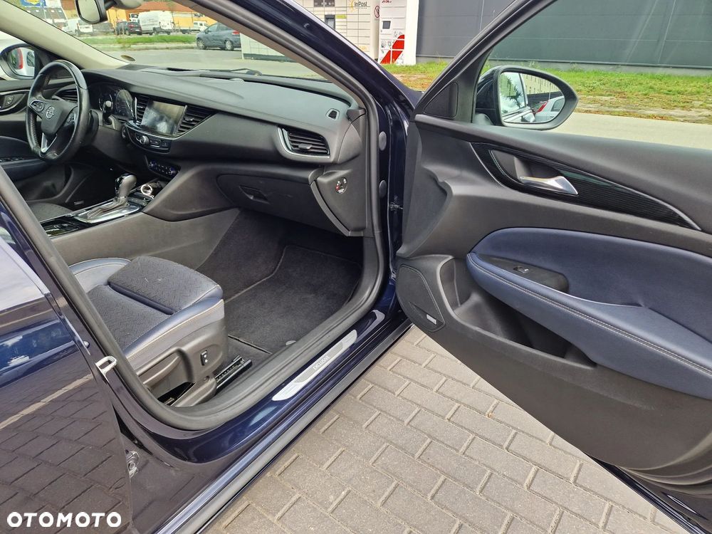 Opel Insignia 2.0 BiTurbo D 4x4 Automatik Ultimate - 35
