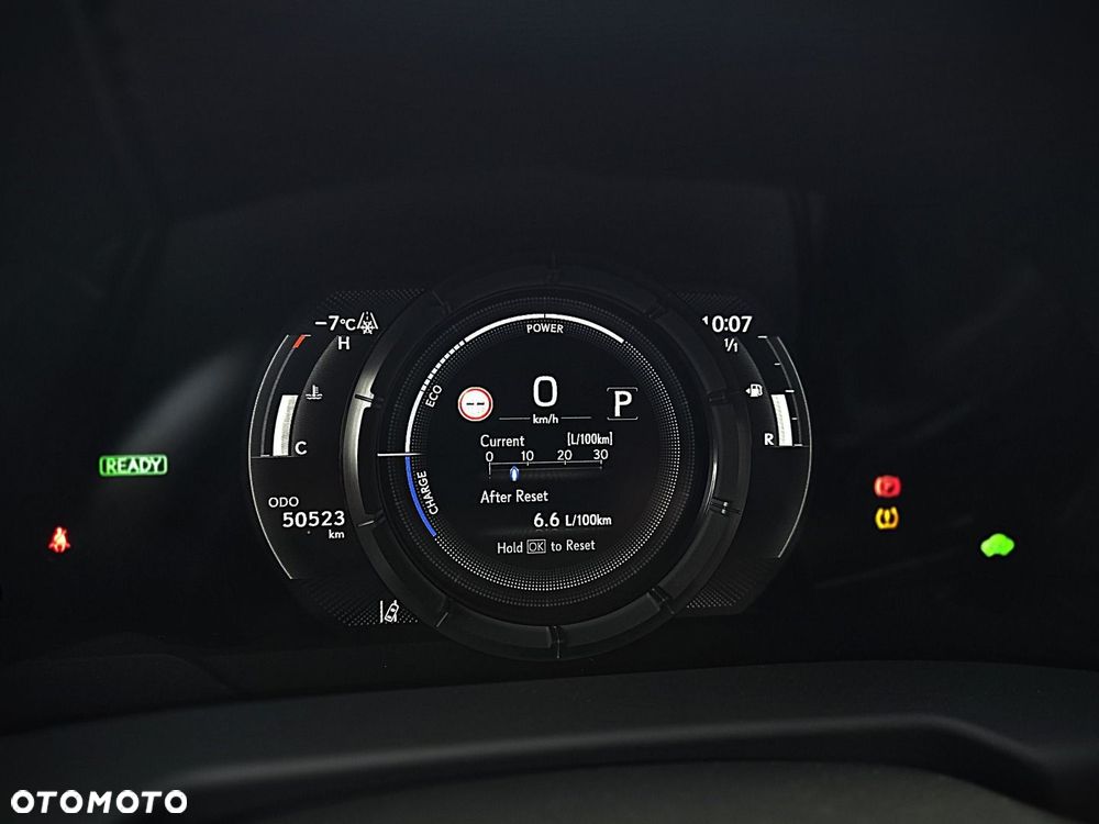 Lexus ES 300h F Sport Edition - 13