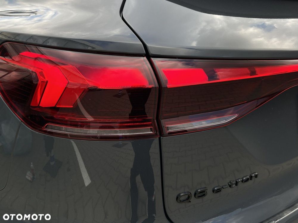 Audi Q6 e-tron - 11
