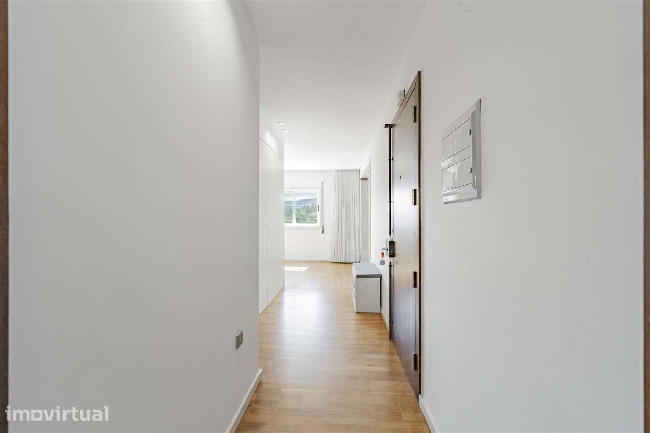 Excelente Apartamento T3 (Original T4) remodelado e com arrumo no Cora - Grande imagem: 5/33