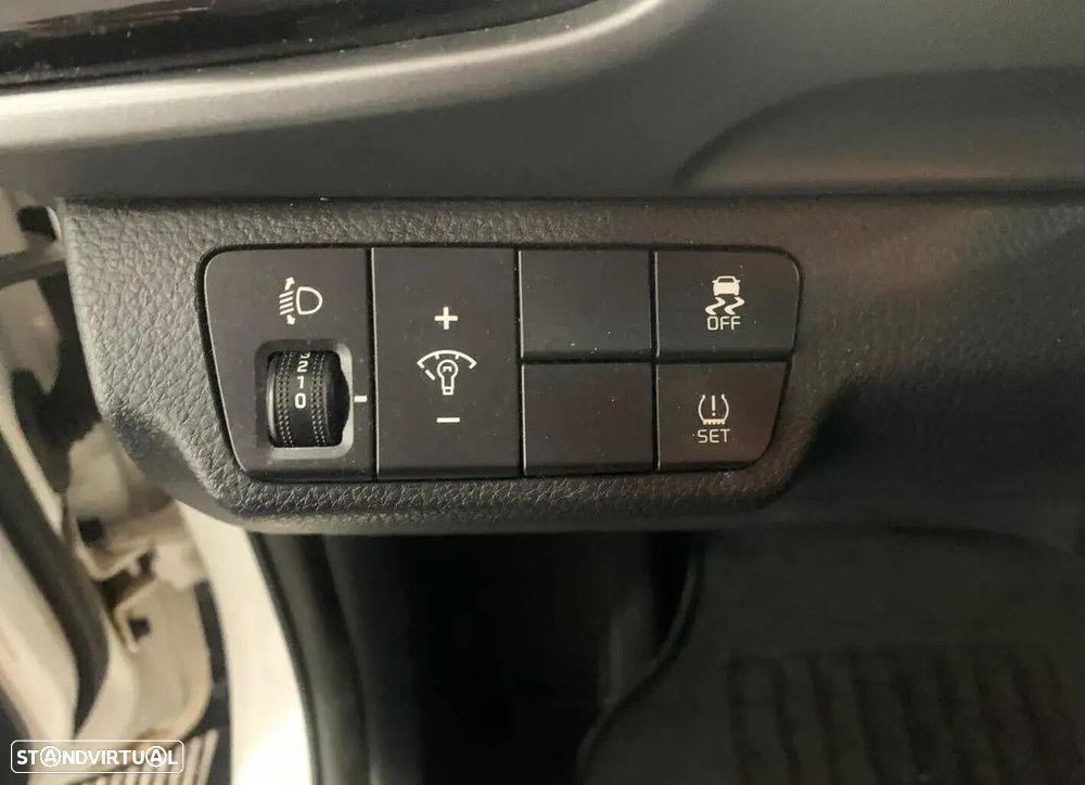 Kia Stonic 1.0 T-GDI TX 7DCT - 9