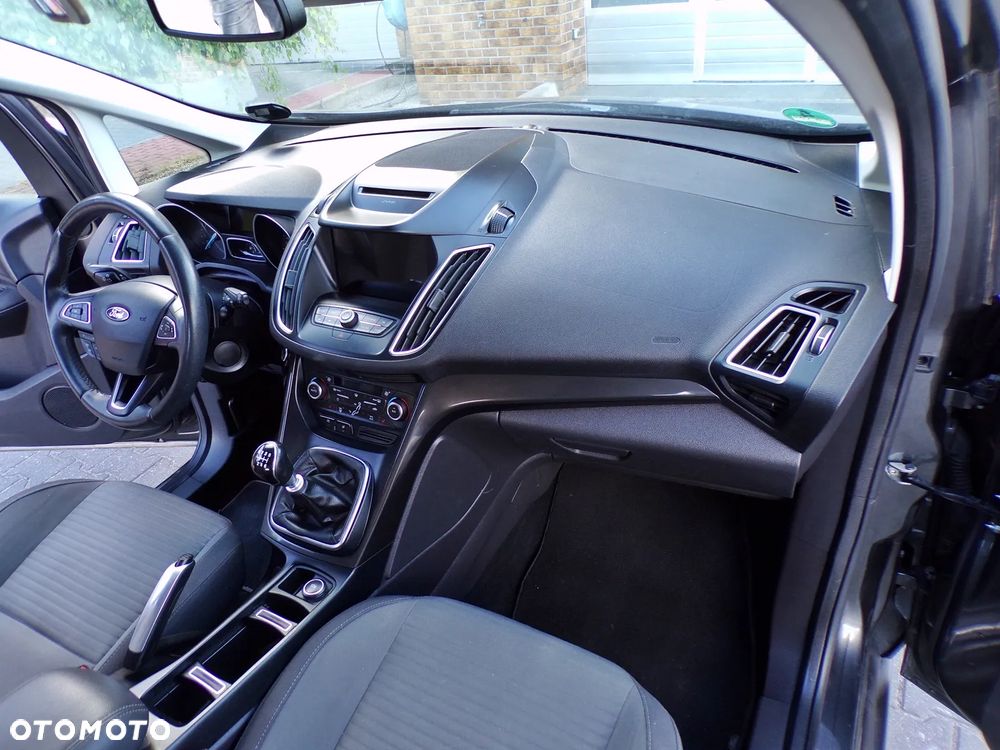 Ford Grand C-MAX 1.5 EcoBoost Start-Stopp-System Titanium - 16